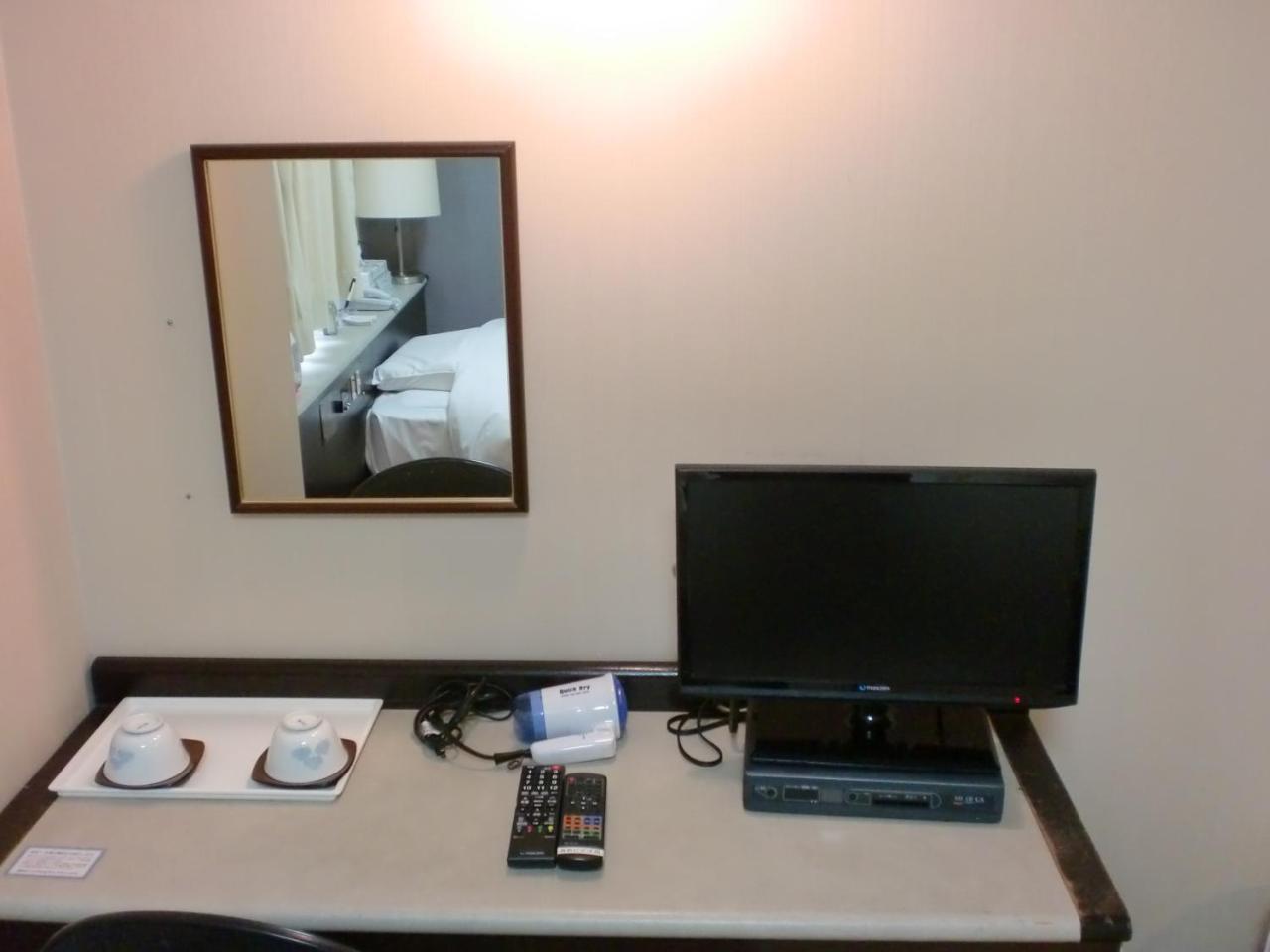 Tsuyama Central Hotel Townhouse Extérieur photo